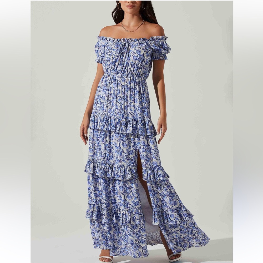 ASTR the Label Viona floral off-shoulder tiered maxi dress sz S